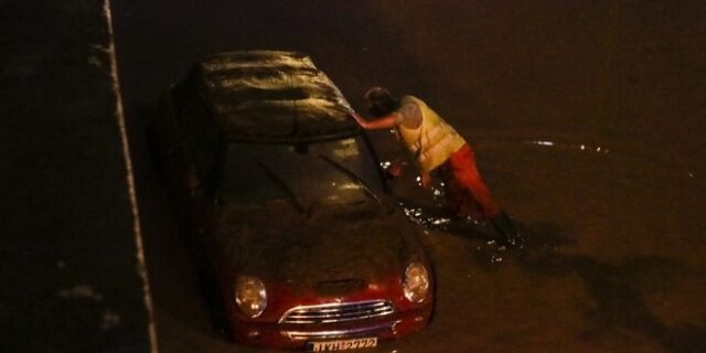 Θεομηνία στη Δυτική Αττική: Στους 15 οι νεκροί – Έρευνες για έναν αγνοούμενο