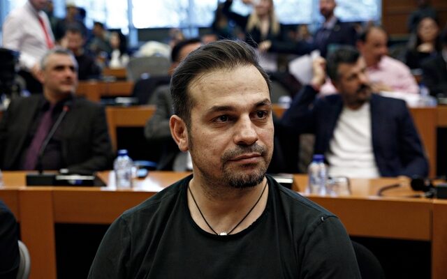 Διαρρήκτες ‘χτύπησαν’ Ντέμη Νικολαΐδη, Οφόε και Ελαμπντελαουί