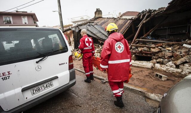 Μάνδρα: Πού επικεντρώνονται οι έρευνες για τους αγνοούμενους