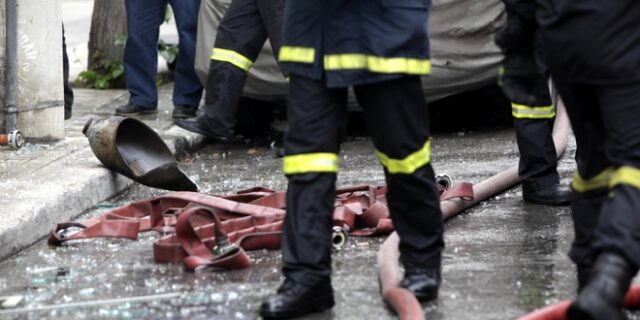 Τραγικό θάνατο βρήκε οδηγός στο Θέρμο – Απανθρακώθηκε στο αυτοκίνητό του