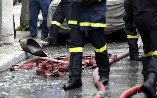 Απανθρακώθηκε ηλικιωμένος μέσα στο φλεγόμενο σπίτι του στην Κάρυστο