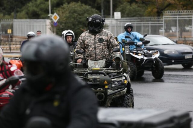 Διπλώματα οδήγησης: Ο πόλεμος της γουρούνας και η μετάφραση από αγγλικά…σε αγγλικά