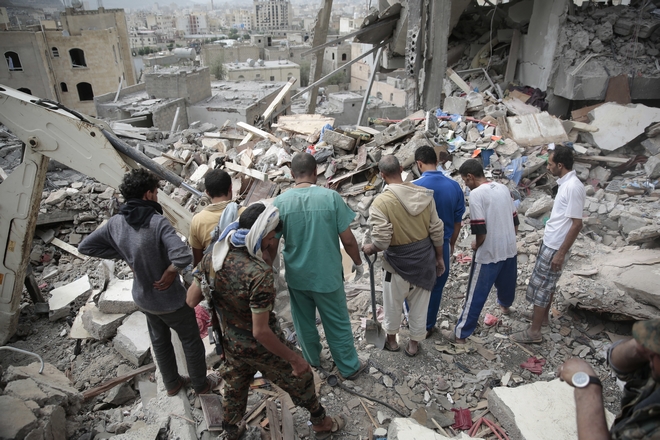 Υεμένη: Αεροσκάφη του διεθνούς συνασπισμού βομβάρδισαν υπουργείο