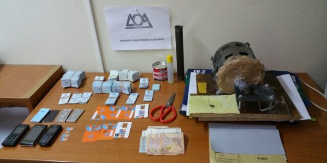 Συλλήψεις για παραποίηση γνήσιων εισιτηρίων του ΟΑΣΑ και διάθεση στην αγορά