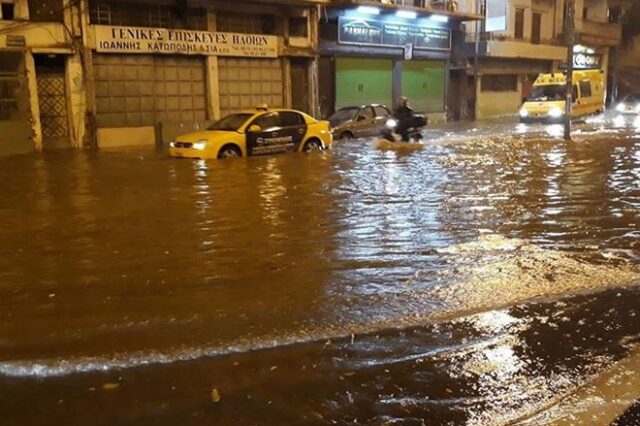 Νέο σφοδρό χτύπημα της κακοκαιρίας στην Αττική-Δεκάδες κλήσεις από Κερατσίνι, Πέραμα και Σαλαμίνα