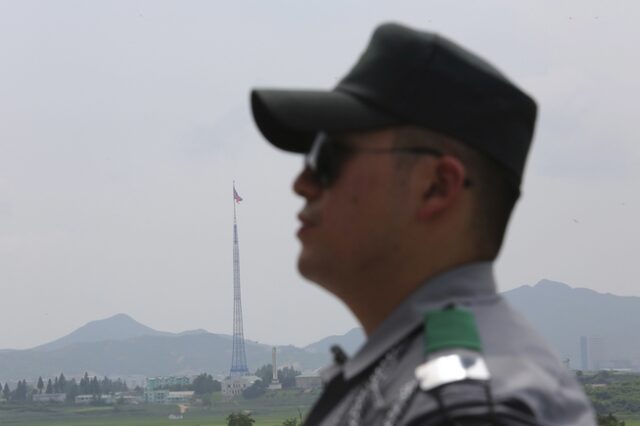 ‘Βομβαρδισμός’ προπαγάνδας από τη Ν. Κορέα στην αποστρατικοποιημένη ζώνη
