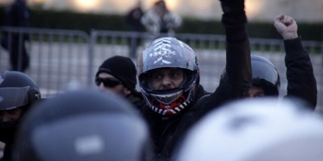 Βίντεο: Κομβόι με γουρούνες για τον νέο ΚΟΚ