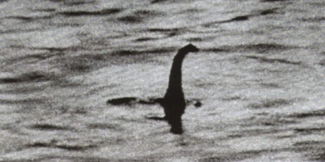 Μηχανή του Χρόνου: Το τέρας του Λοχ Νες και ο Έλληνας κυνηγός της περιπέτειας που ισχυρίζεται ότι το απαθανάτισε