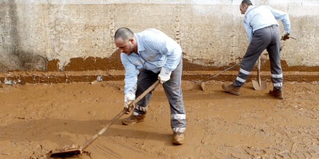 Περιφέρεια Αττικής: Πού πρέπει να απευθύνονται οι πλημμυροπαθείς