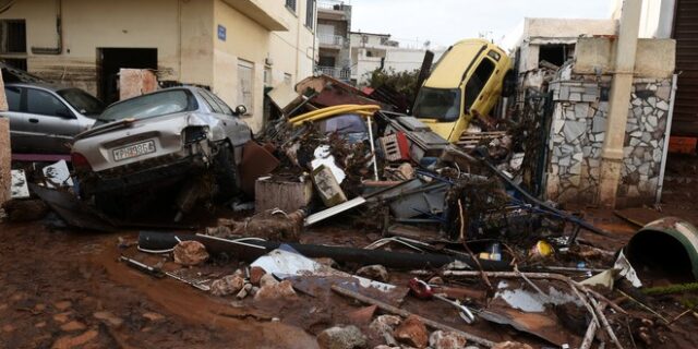 Συγκλονίζει η δήμαρχος Μάνδρας: ‘Ζούμε σε πόλη φάντασμα’