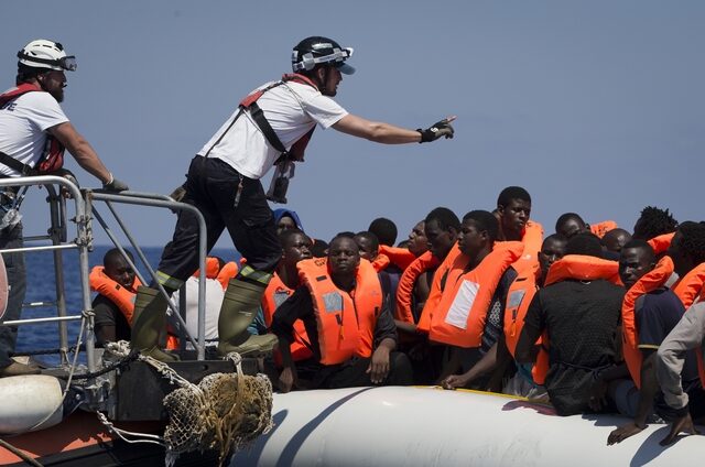 Νέα τραγωδία ανοιχτά της Λιβύης- Τουλάχιστον 31 μετανάστες νεκροί σε ναυάγιο