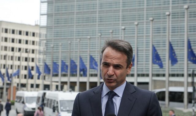 Το ενδιαφέρον ραντεβού Μητσοτάκη- Ντομπρόβσκις