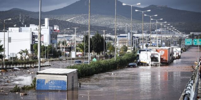 Τα βίντεο της καταστροφής στη Δυτική Αττική