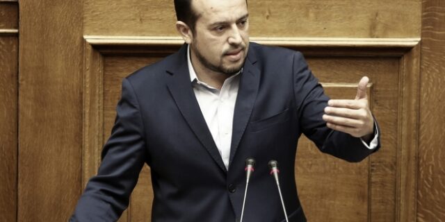 ‘Ναι’ της Βουλής στην τροπολογία για τις τηλεοπτικές άδειες