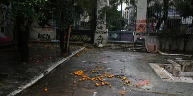 Φοιτητές κατέλαβαν την Πρυτανεία του ΕΜΠ