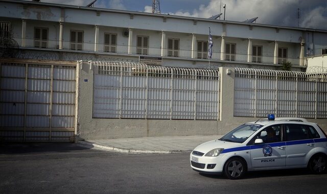 Έφοδος ελέγχου στον Κορυδαλλό: Κατασχέθηκαν κινητά από τα κελιά του Φλώρου και του Γιαννουσάκη