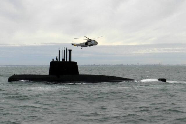 Αργεντινή: Η κακοκαιρία εμποδίζει τις έρευνες για το χαμένο υποβρύχιο του Πολεμικού Ναυτικού
