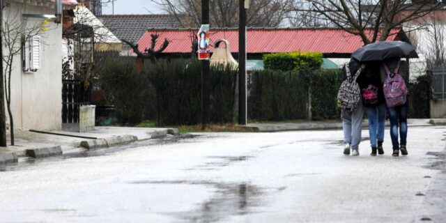 Ποια σχολεία θα είναι κλειστά την Παρασκευή σε Αθήνα και Πειραιά