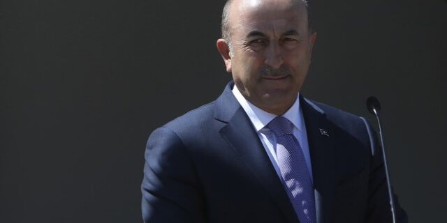 ‘Διείσδυση’ του Γκιουλέν στην αμερικανική δικαιοσύνη, βλέπει ο Τσαβούσογλου