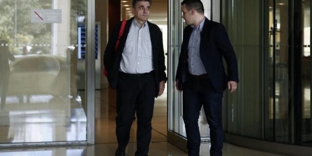 Τρέχει η αξιολόγηση