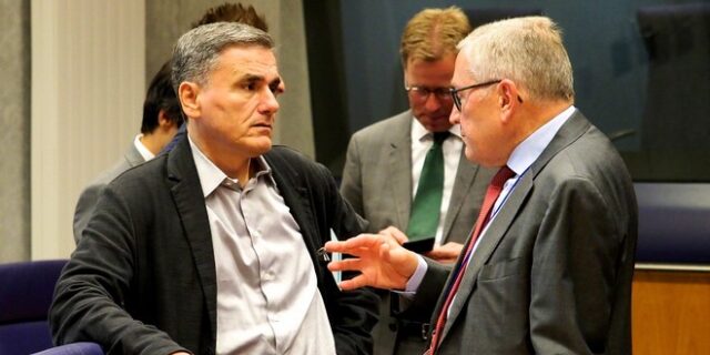 Ανάβουν πράσινο για το μέγα swap ομολόγων και τρέχουν για προαπαιτούμενα