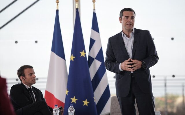 Ταξίδι Τσίπρα στο Παρίσι – Θα λάβει το Βραβείο Πολιτικού Σθένους