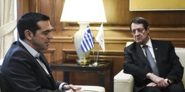 Τσίπρας σε Αναστασιάδη: Εσείς βγήκατε πρώτοι από το μνημόνιο, τώρα βγαίνουμε και εμείς