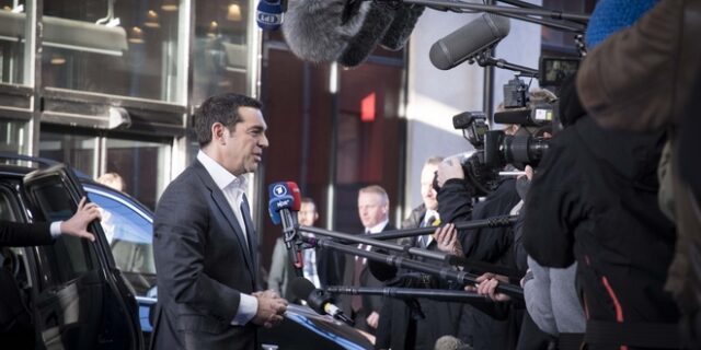 Τσίπρας: Μεταρρυθμίσεις που θα προστατεύουν τα εργασιακά δικαιώματα