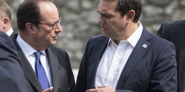 Οι παλιές πολιτικές αγάπες δεν ξεχνιούνται. Με τον Ολάντ συναντήθηκε ο Τσίπρας