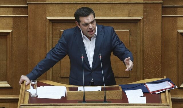 Την αναβολή της αυριανής συζήτησης για Καμμένο ζητά ο Τσίπρας, λόγω Παρισιού