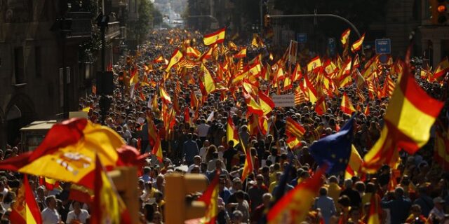 Η Μαδρίτη επιχειρεί να αποτρέψει την επιστροφή Πουτζντεμόν στην προεδρία