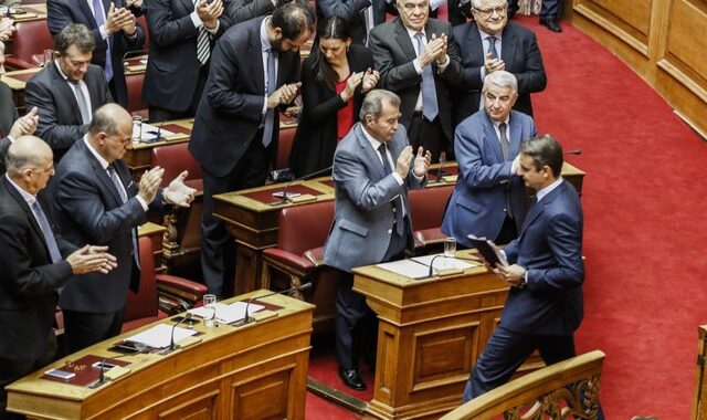 ‘Trash’ αντιπολίτευση
