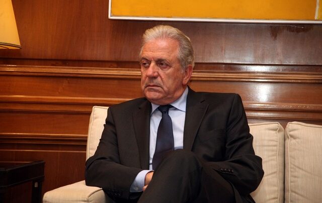 Αβραμόπουλος: Σποραδικοί έλεγχοι ταξιδιωτών στο πλαίσιο των κανονισμών της Σένγκεν
