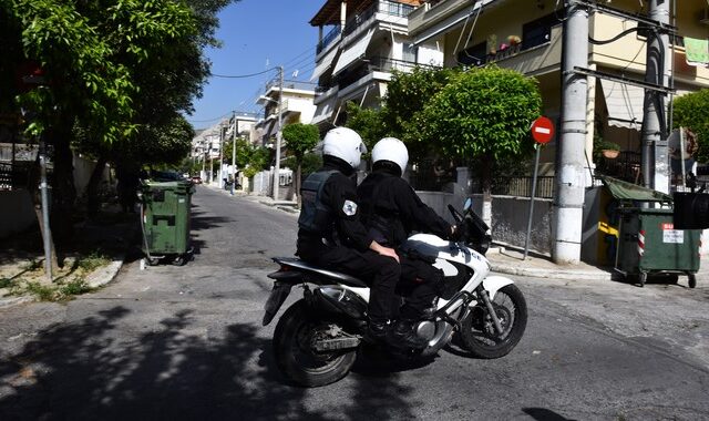 Λάρισα: Σκότωσε τον πατέρα του επειδή βοηθούσε οικονομικά την αδερφή του