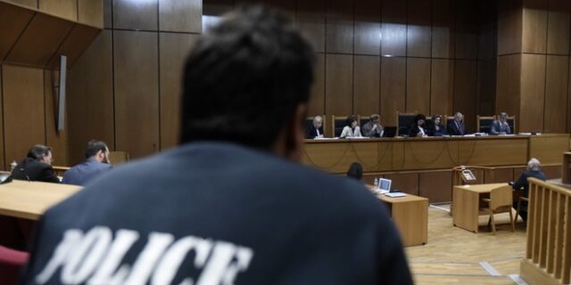 Δίκη ΧΑ: Έσφαζαν αρνιά για να μάθουν να βρίσκουν αρτηρίες