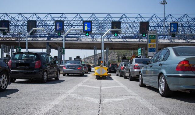 Ηλεκτρονικά θα εντοπίζονται από σήμερα οι “Δεν πληρώνω” στα διόδια της Εθνικής Οδού Αθηνών- Λαμίας