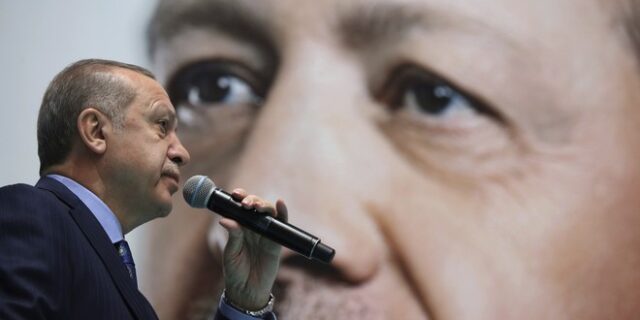 Γερμανικός Τύπος: Η Τουρκία ρισκάρει κλιμάκωση στη Μεσόγειο