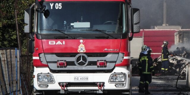 Πανικός από φωτιά που ξέσπασε σε εστιατόριο γεμάτο κόσμο στην Καλλιθέα
