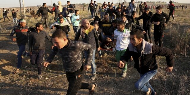 ‘Βράζει’ η Μ. Ανατολή: Αιματηρές συγκρούσεις με 2 νεκρούς, αεροπορικές επιδρομές και ρουκέτες