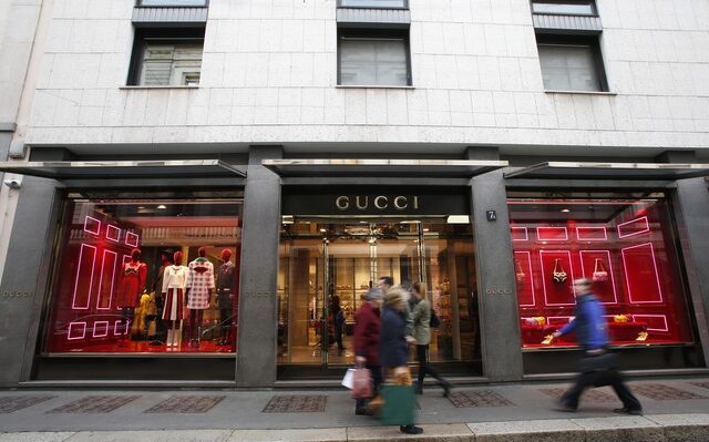 Ιταλία: Έλεγχοι στον οίκο Gucci για φοροαποφυγή 1,3 δισ. ευρώ