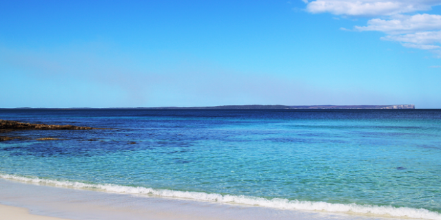 Ποια ελληνική παραλία φιγουράρει στις καλύτερες του κόσμου