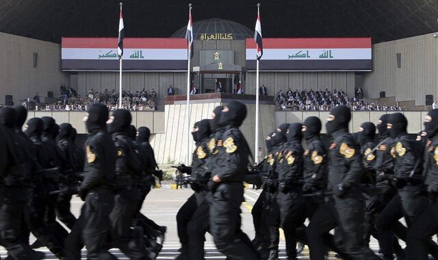 Ιράκ: Γιορτάζουν με παρέλαση τη νίκη επί του ISIS