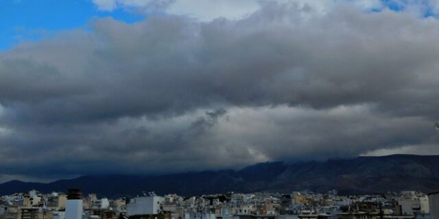 Σάββατο με σποραδικές καταιγίδες