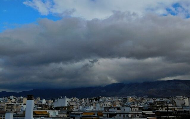 Σάββατο με σποραδικές καταιγίδες