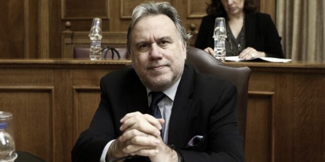 Κατρούγκαλος για Μ. Ανατολή: Αφού υπάρχουν δύο λαοί σε μια περιοχή, πρέπει να υπάρχουν δύο κράτη