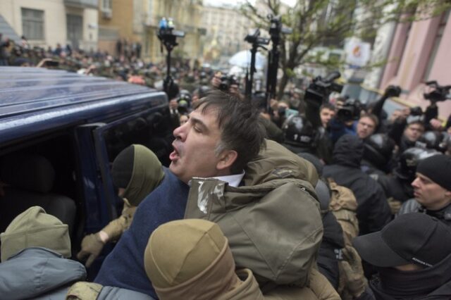 Ουκρανία: Απελευθέρωσαν τον Σαακασβίλι οι οπαδοί του