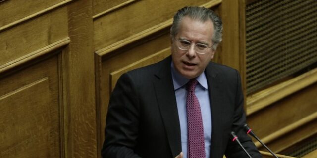Κουμουτσάκος: Το Σκοπιανό είναι ένα σοβαρό ζήτημα και πρέπει να λυθεί