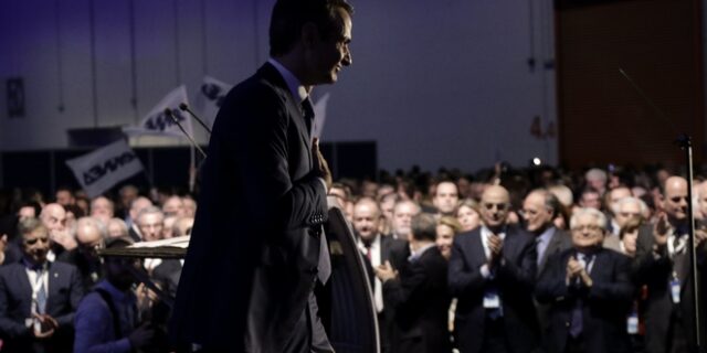 ΝΔ: Με τις αποφάσεις του συνεδρίου στη μάχη του προϋπολογισμού