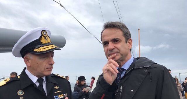 Ο Κυριάκος Μητσοτάκης ξεναγήθηκε στο θωρηκτό Αβέρωφ