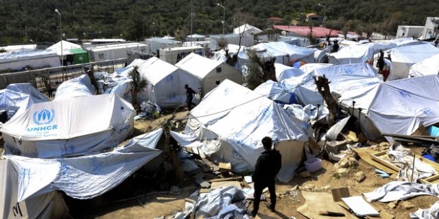 Η κατάσταση στη Μόρια είναι εκτός ελέγχου κι απαιτούνται μέτρα για την αποσυμφόρηση του καταυλισμού